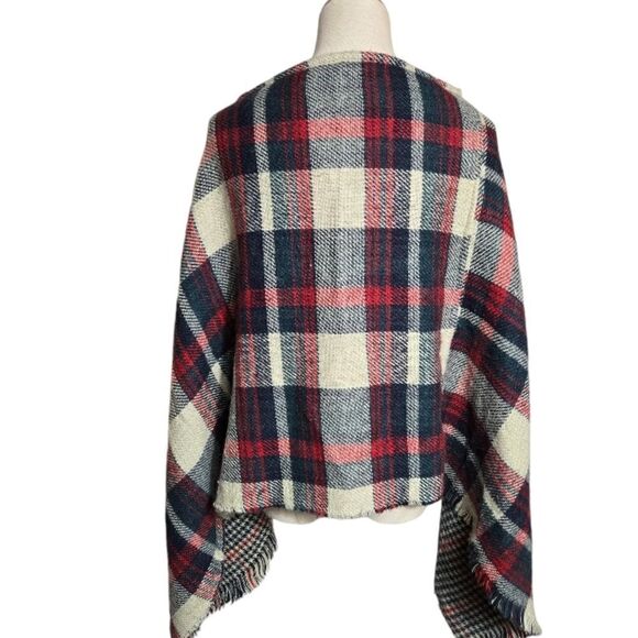 Reversible Vintage Red and Black Plaid Ponco Shawl Wrap - Picture 3 of 5